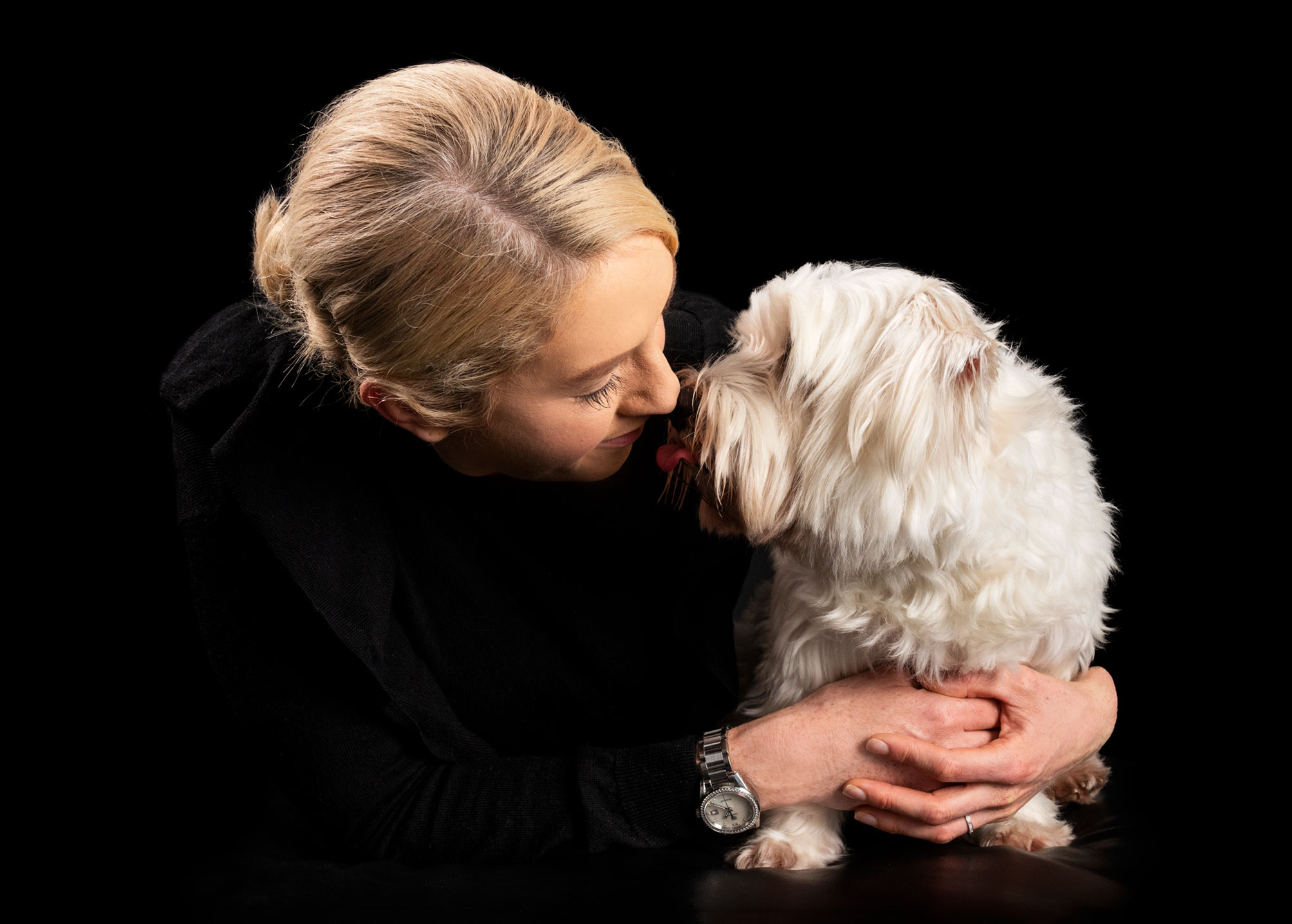 white-cute-fluffy-dog-melbourne-pet-photography-brisbane-pet-photography-zoo-studio